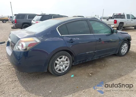 2011 Nissan Altima 2.5 S z USA, uszkodzony, nr VIN 1N4AL2AP8BN455239